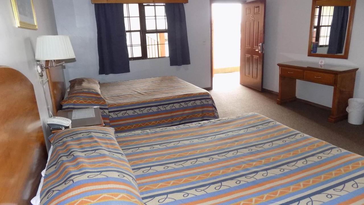 Hotel Del Camino Cuauhtémoc Zewnętrze zdjęcie