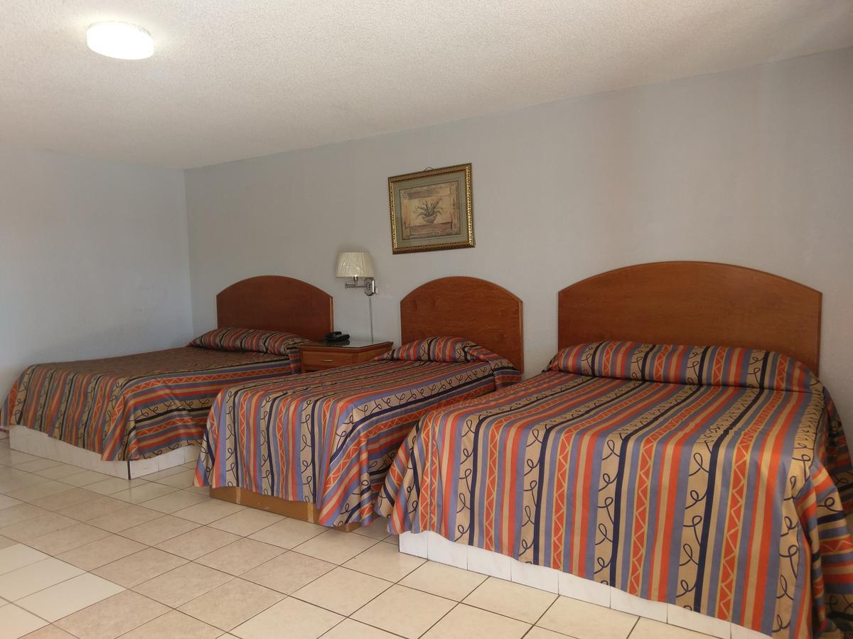 Hotel Del Camino Cuauhtémoc Zewnętrze zdjęcie