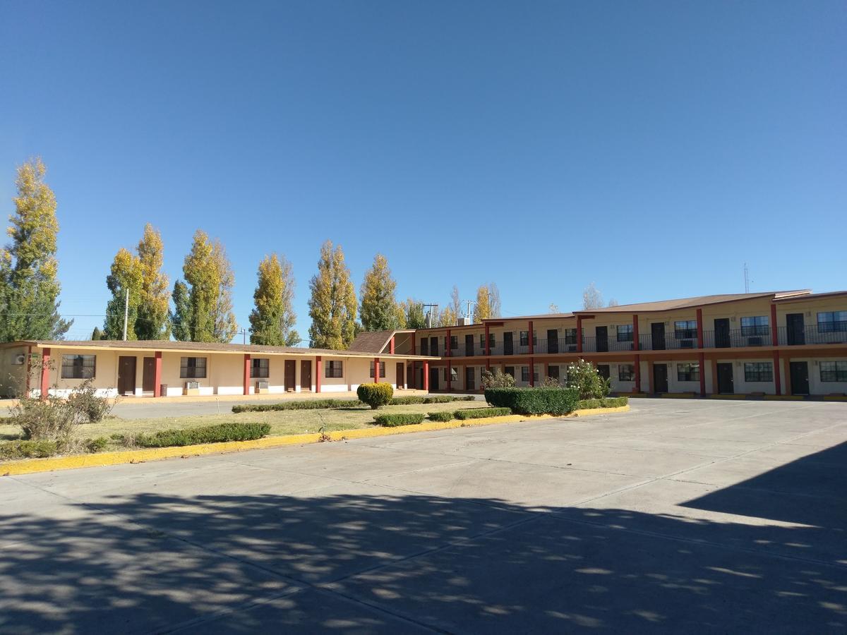 Hotel Del Camino Cuauhtémoc Zewnętrze zdjęcie